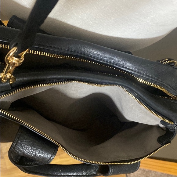 Vince Camuto black 100% genuine leather crossbody duel handle purse bag - Picture 9 of 15